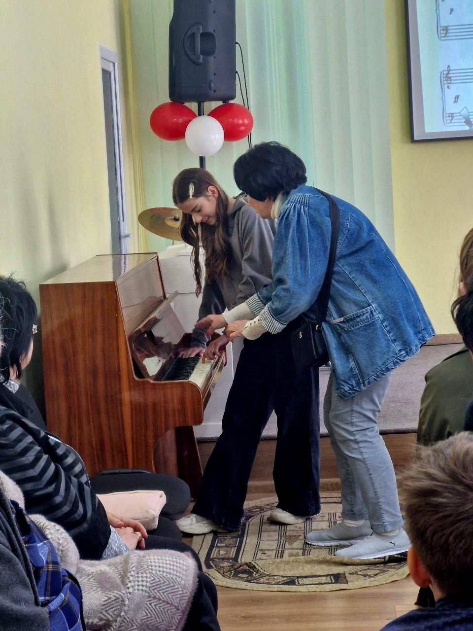 фото